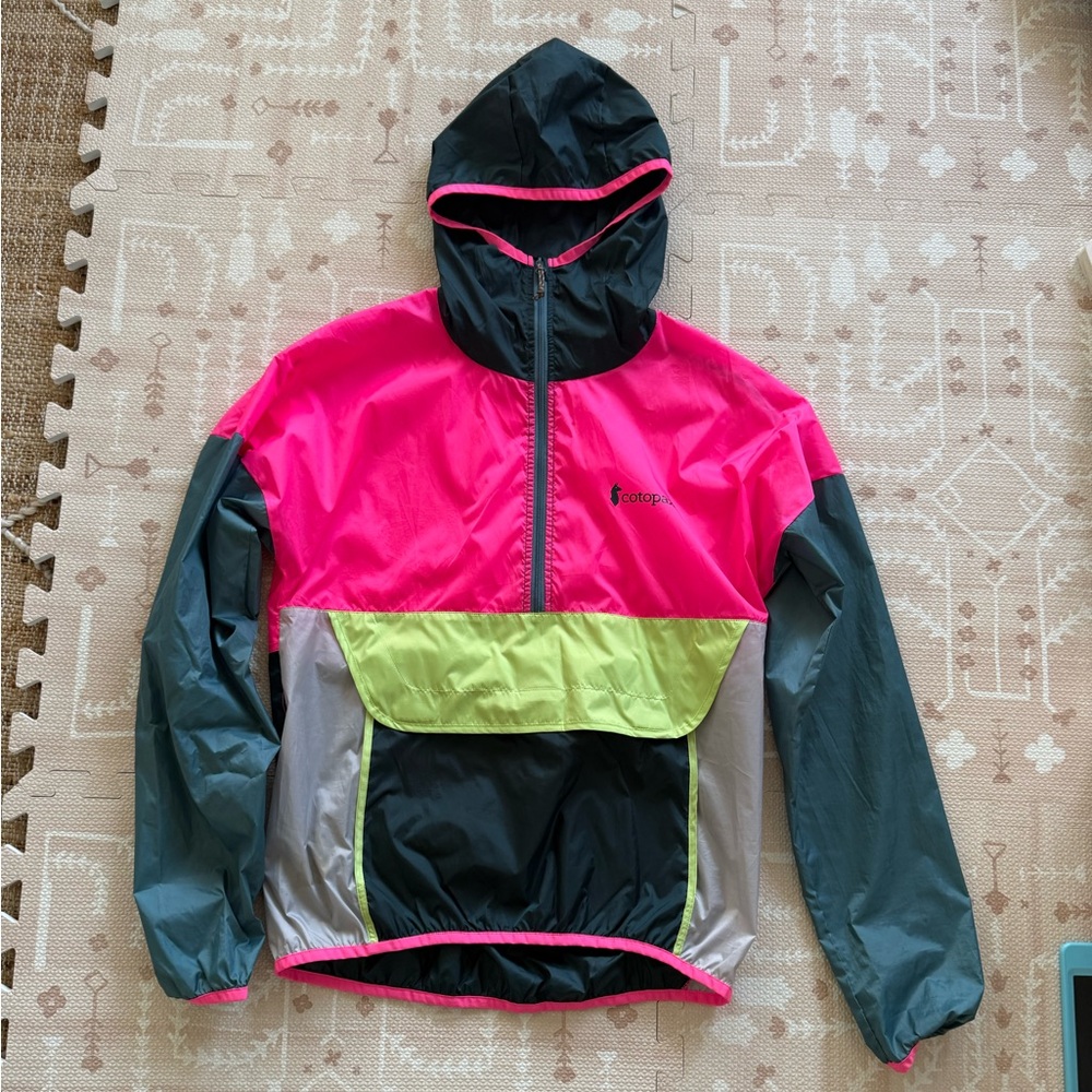 cotopaxi Women's Colorblock Hooded Windbreaker - Hot Pink/Neon Yellow/Charcoal
